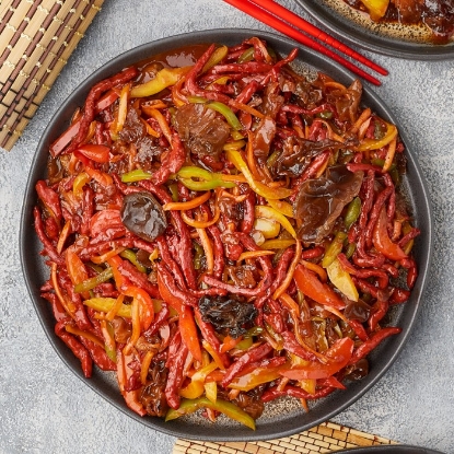 Picture of Veal in a sweet-sour-spicy sauce(half portion)