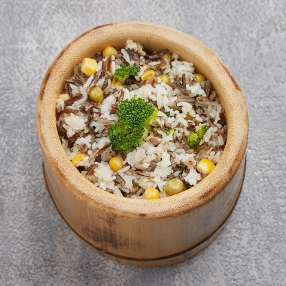 Picture of Black and white rice with vegetables