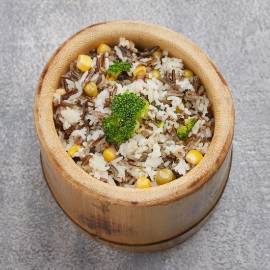 Picture of Black and white rice with vegetables