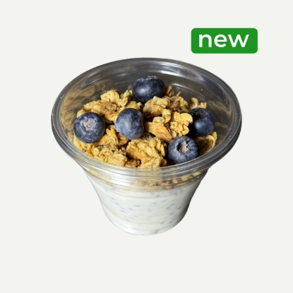Picture of Homemade granola yogurt with blueberries