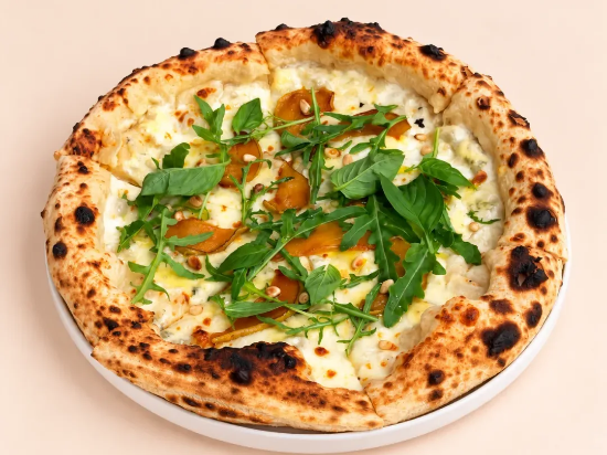 Picture of Pizza with pear and Gorgonzola