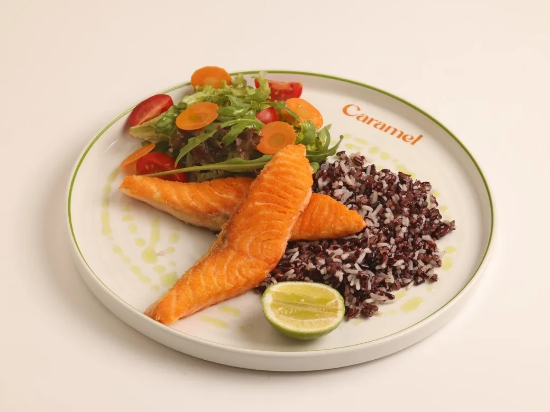 Picture of Salmon Fillet with Rice Mix
