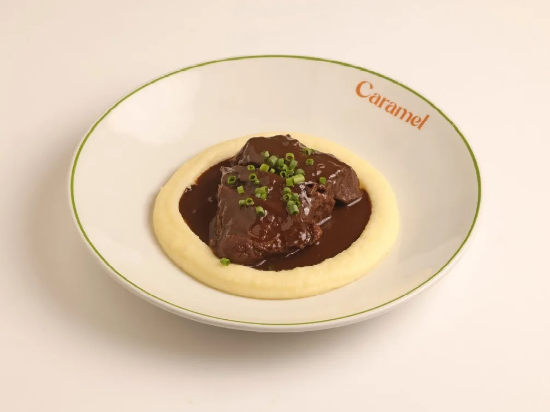 Picture of Angus cheek with Potato Puree