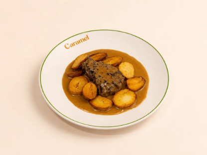 Picture of Filet Mignon with Pepper Sauce and Rustic Potatoes